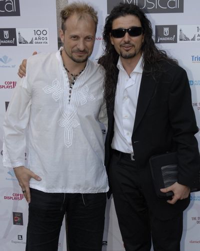 Luka Yexi y Luis Ãlvarez Photo