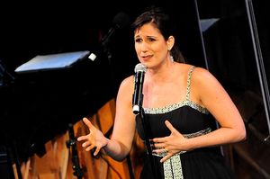 Stephanie J. Block Photo
