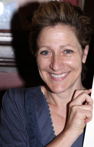 Edie Falco Photo