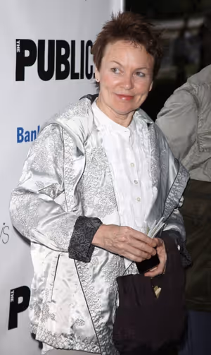 Laurie Anderson Photo