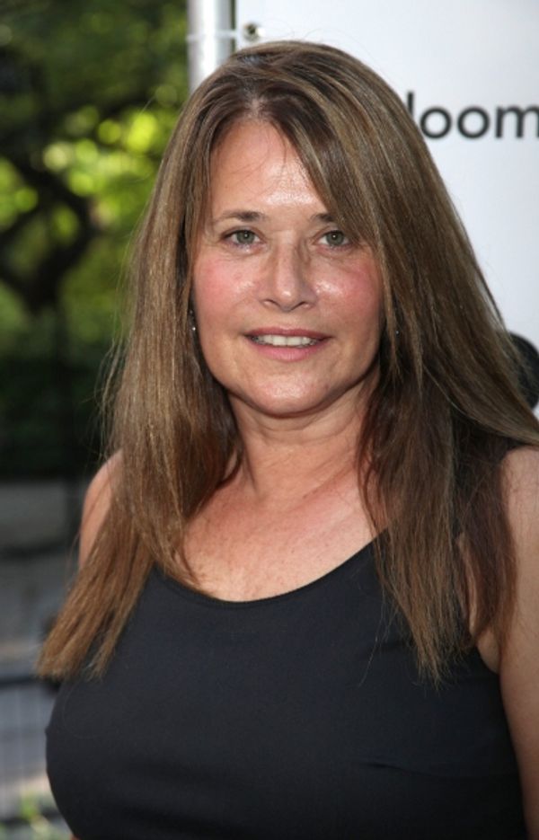 Lorraine Bracco Photo