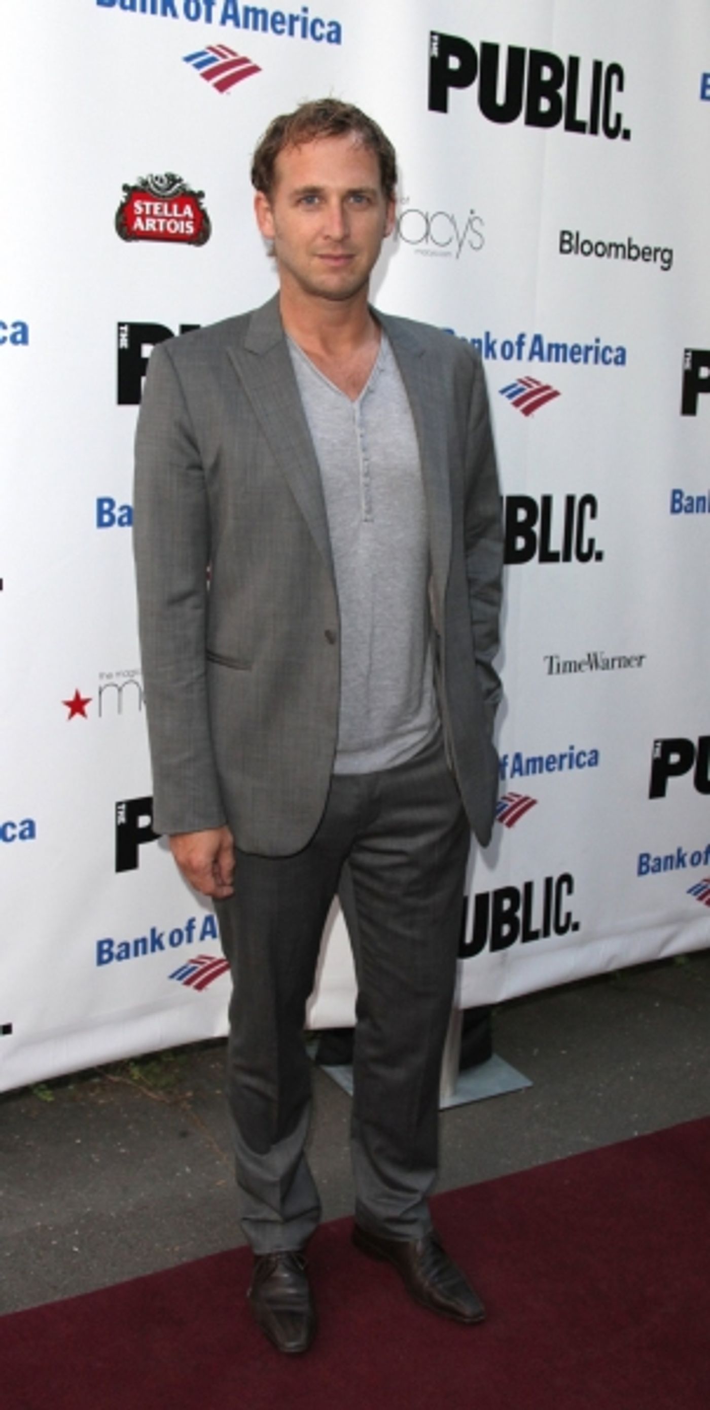 Photo Coverage: THE MERCHANT OF VENICE Celebrity Arrivals  Image