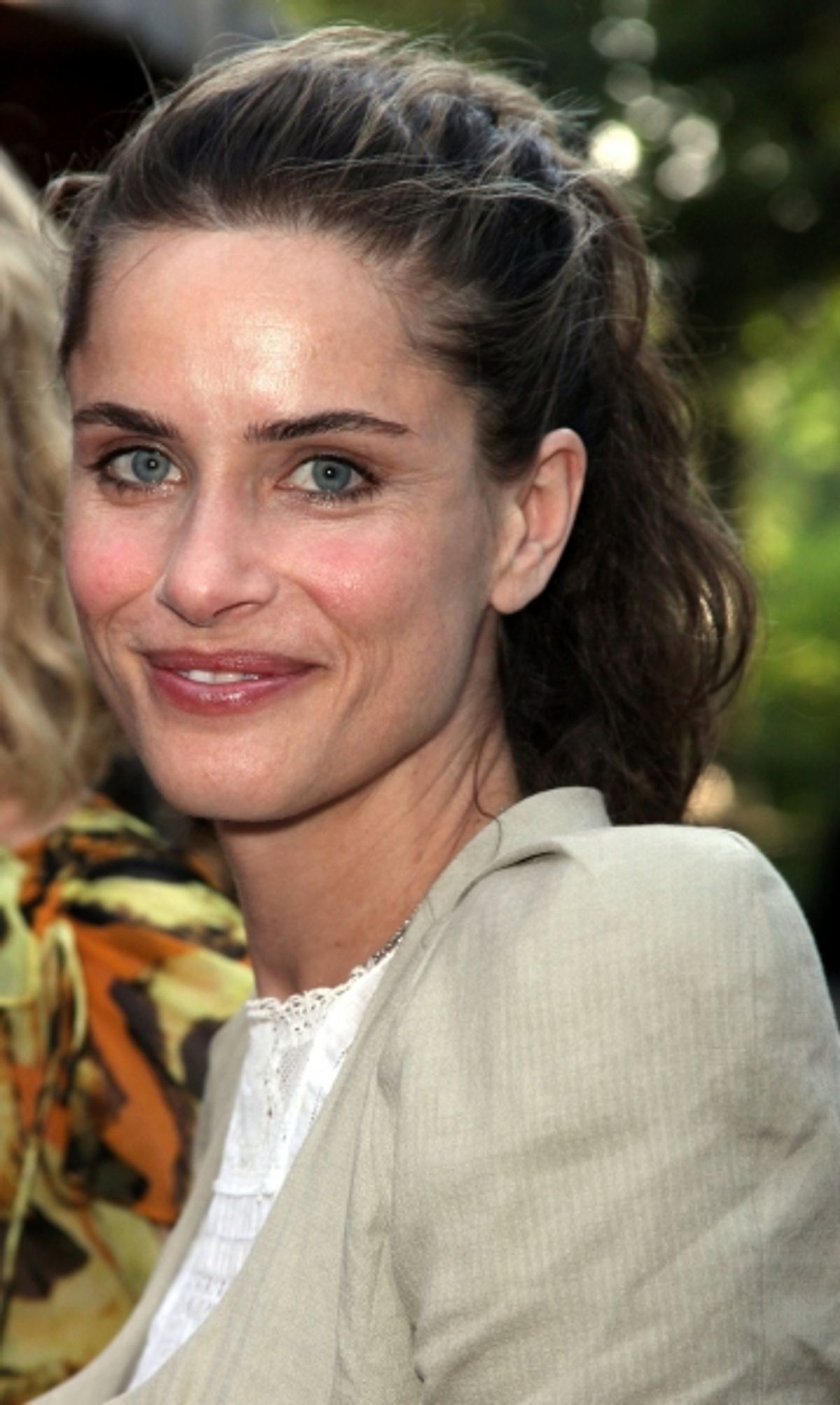 Amanda Peet at 
