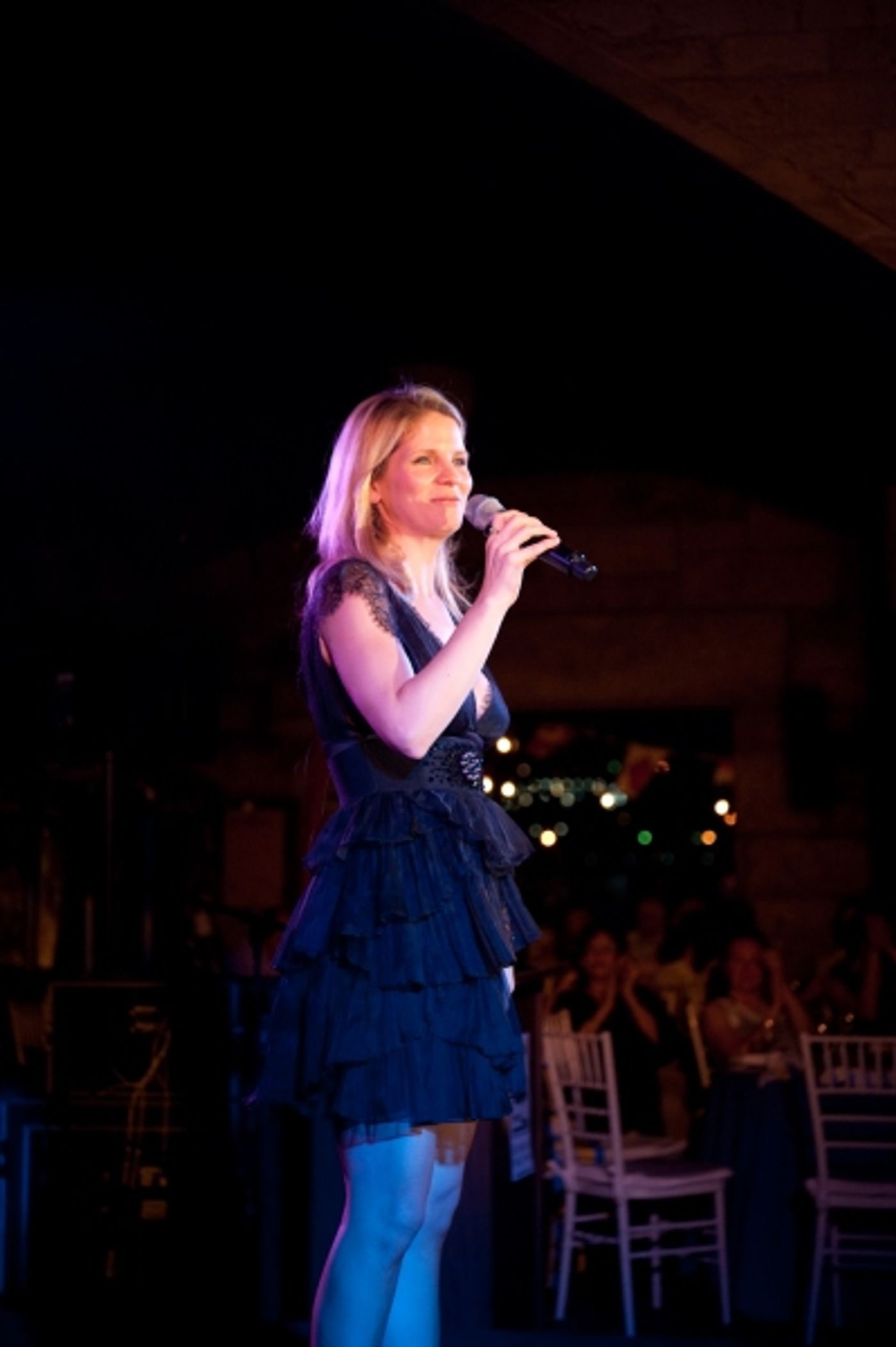 Photo Flash: Kelli O'Hara Sings At Riverside Park Fund's Broadway At The Boat Basin  Image