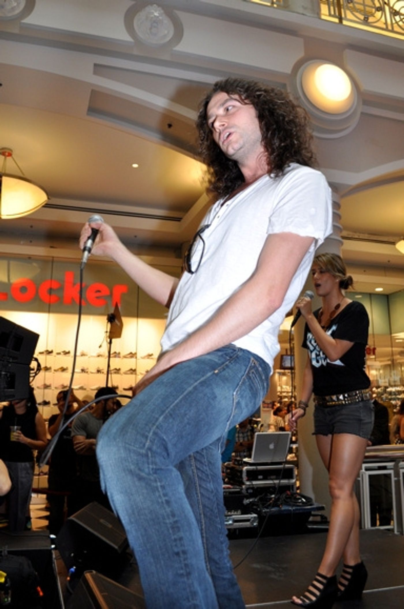 Photo Coverage: JCPenney and the Cast of Rock of Ages Kick Off Broadway in Bryant Bark!  Image
