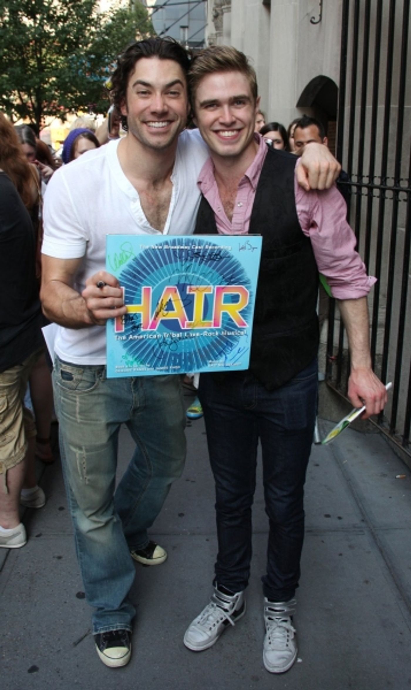 Photo Coverage: HAIR's Closing Stage Door!  Image