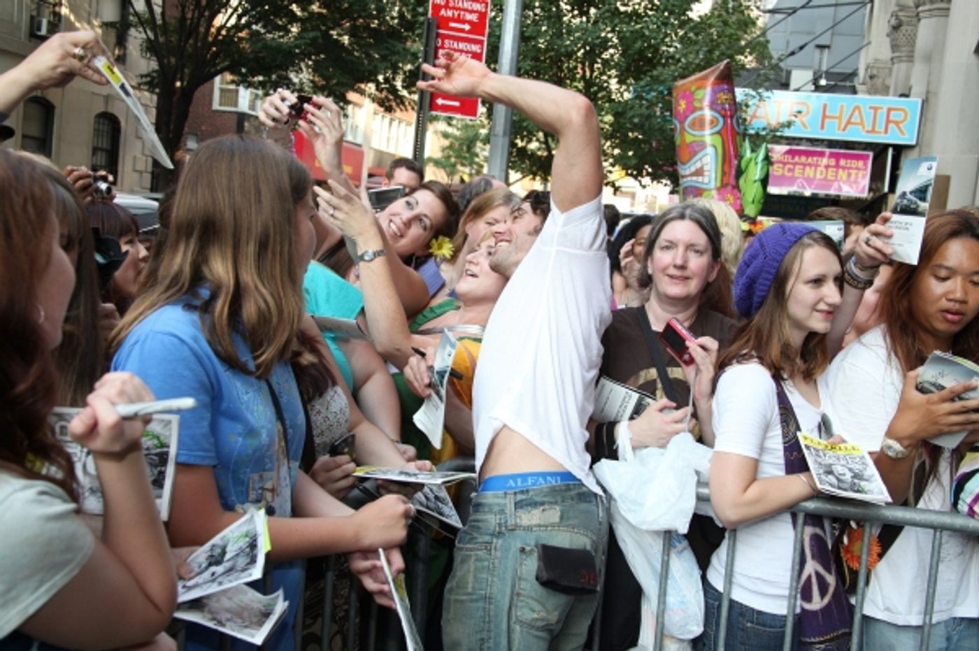 Photo Coverage: HAIR's Closing Stage Door!  Image