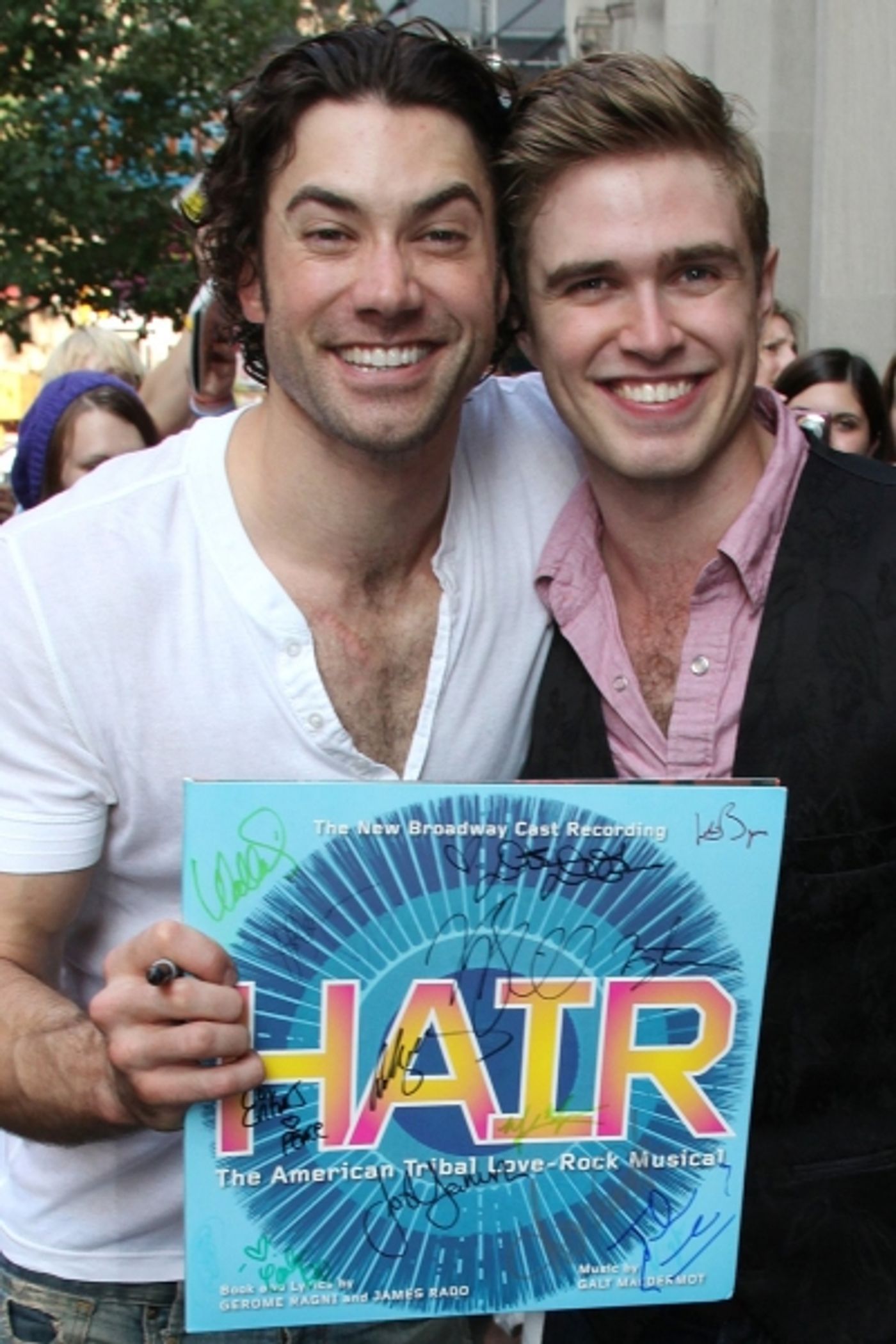 Photo Coverage: HAIR's Closing Stage Door!  Image