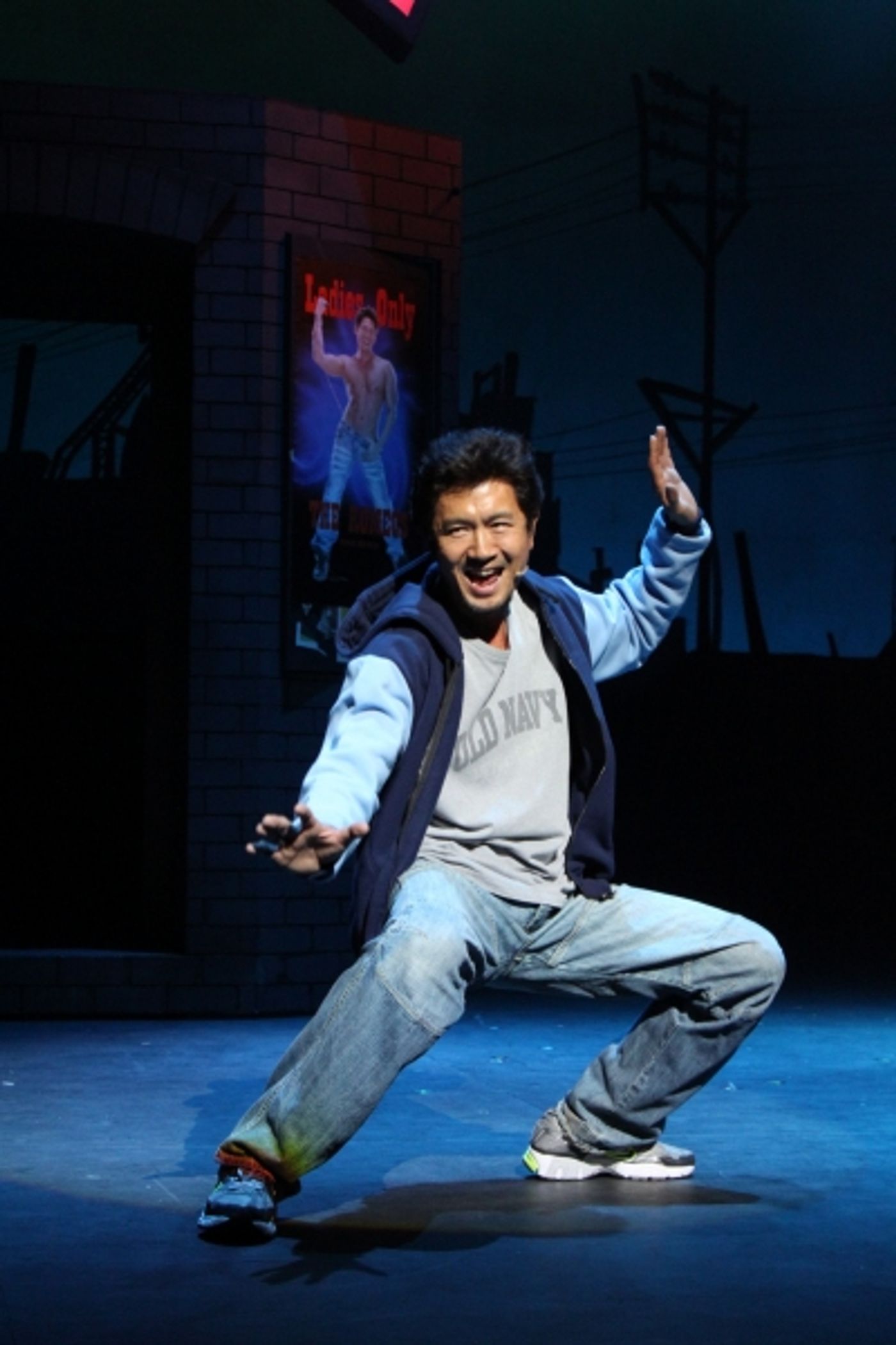 Photo Flash: THE FULL MONTY Singapore  Image