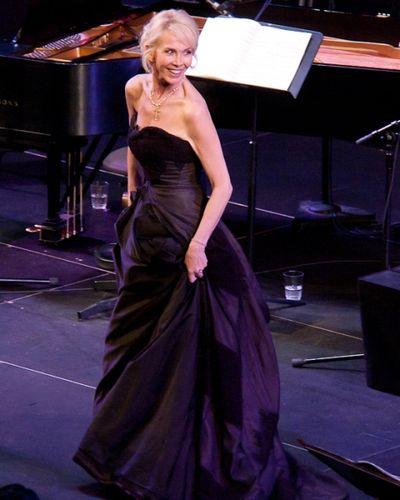 Trudie Styler
 Photo