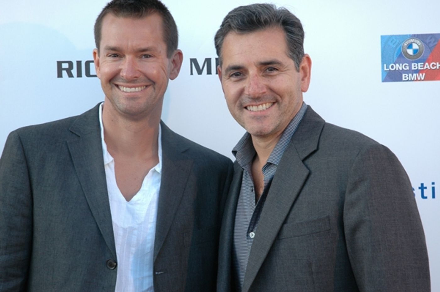 Photo Coverage: APLA Raises $235K with Art Auction  Image