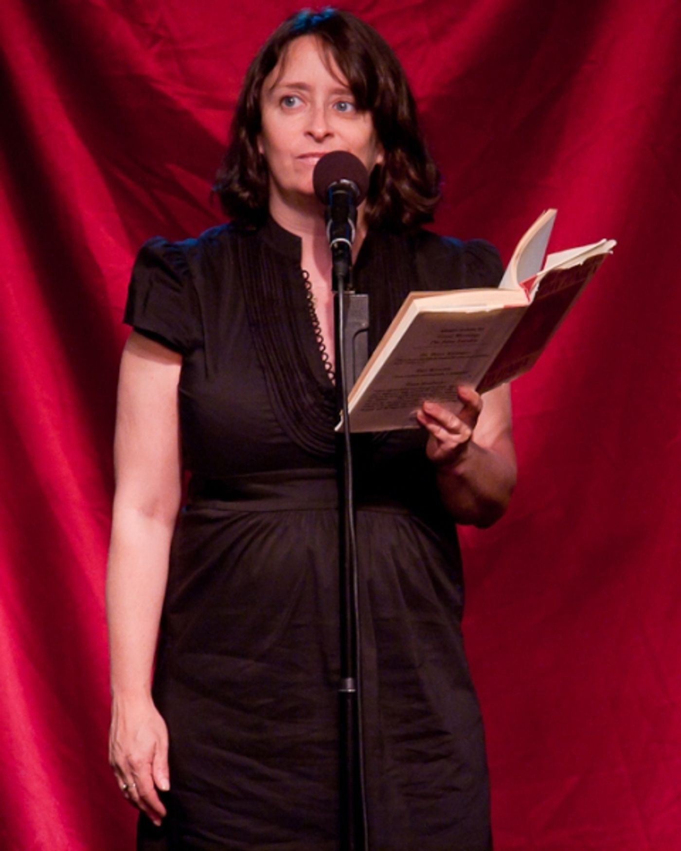 Photo Coverage: Johnston, Kane, Dratch et al. in CELEBRITY AUTOBIOGRAPHY  Image