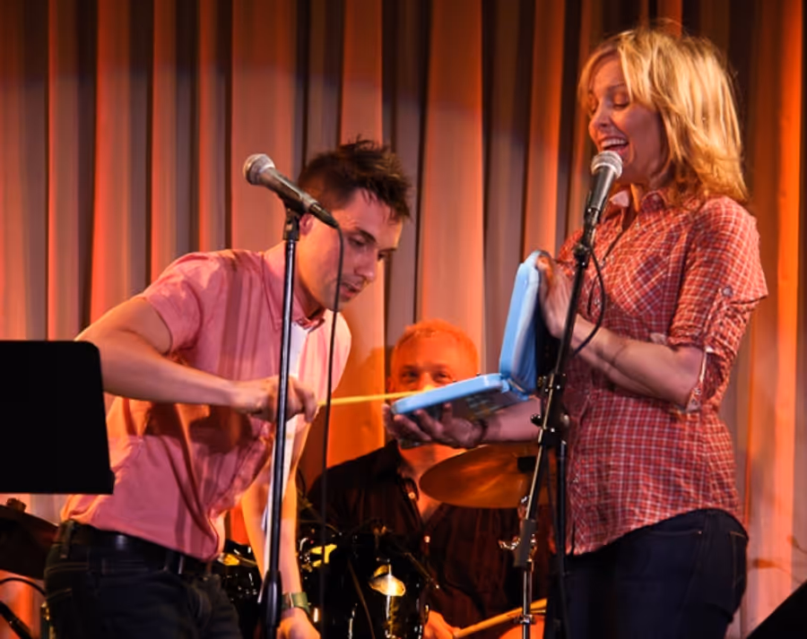 Photo Coverage: Cearly Celebrates Russell with Ripley, Molina & More Image