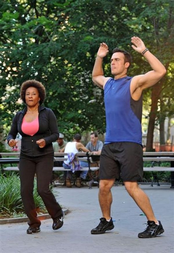 Wanda Sykes and Cheyenne Jackson  Photo
