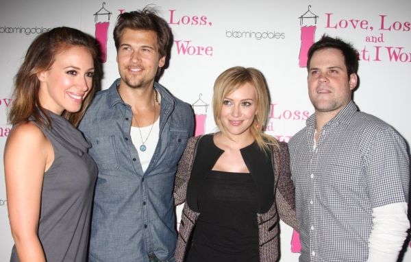 Haylie Duff, Nick Zano, Hilary Duff and Mike Comrie Photo