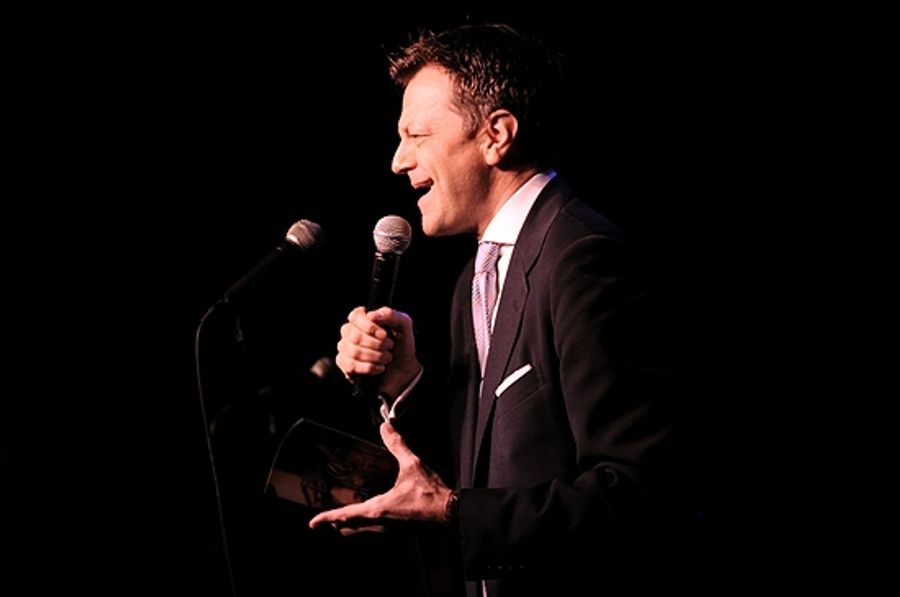 Photo Coverage: Dee Roscioli Plays Birdland Image