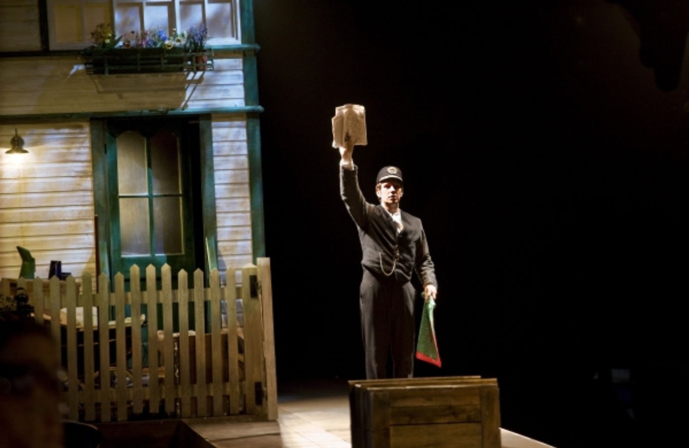 Photo Flash: THE RAILWAY CHILDREN At The Waterloo Station Theatre  Image