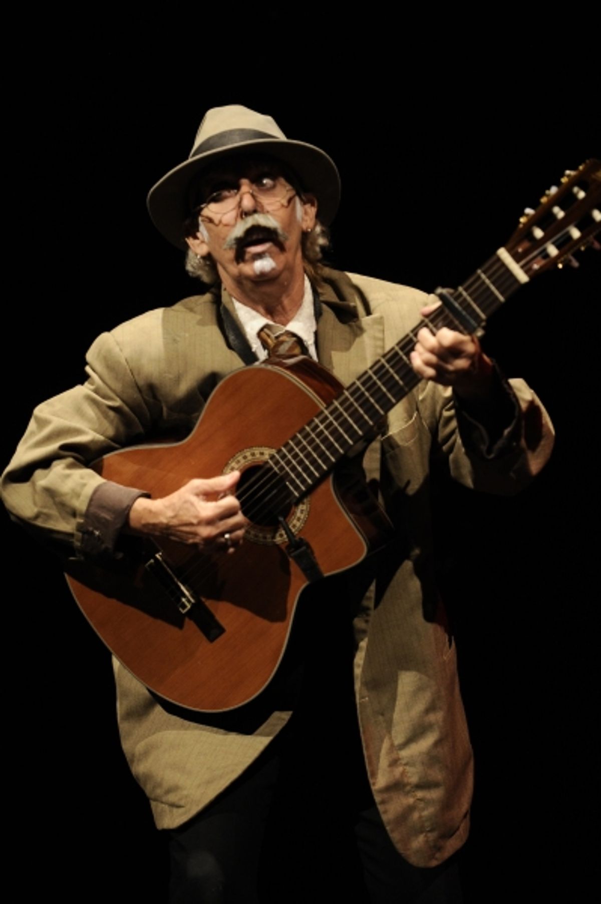 Dania Aguerreberez at 