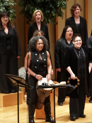 Ms. Vicki Randle accompanies Vox Femina Los Angeles Photo