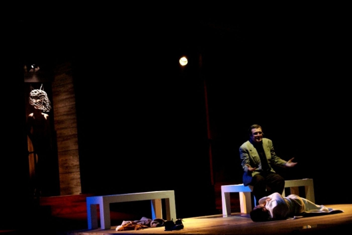 Photo Flash: EQUUS In Manila - First Look!  Image