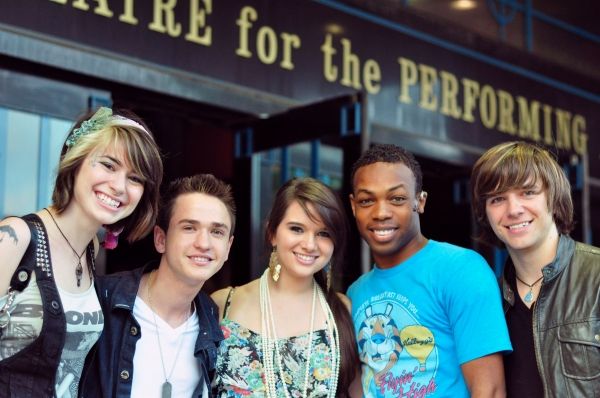 Siobhan Magnus, Aaron Kelly, Katie Stevens, Todrick Hall, and Tim Urban Photo