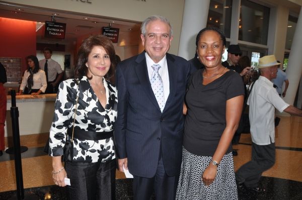 Mayor Regalado and guest with Valerie Riles Photo