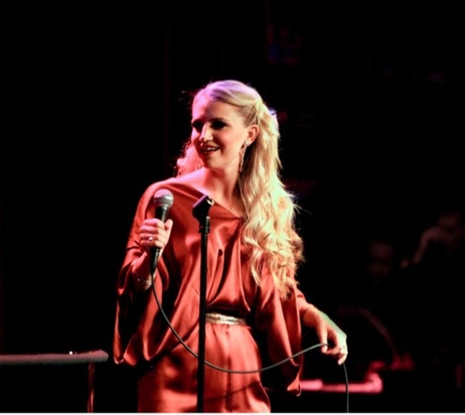 Photo Flash: Annaleigh Ashford Plays Birdland — photo 8 of 10