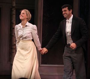 Leigh Ann Larkin & Bradley Dean @ BroadwayWorld Leigh Ann Larkin & Bradley Dean Photo