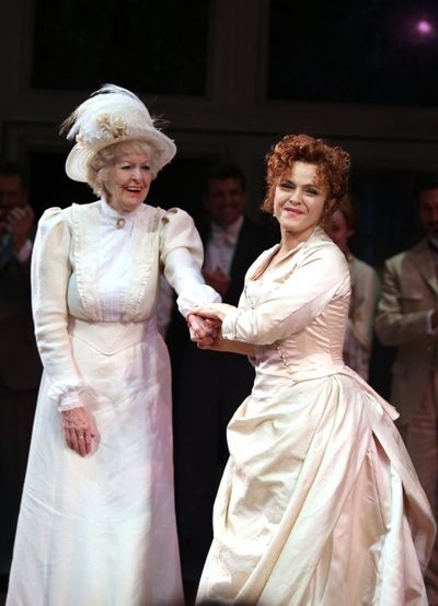 Elaine Stritch & Bernadette Peters Photo