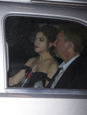 Bernadette Peters Photo