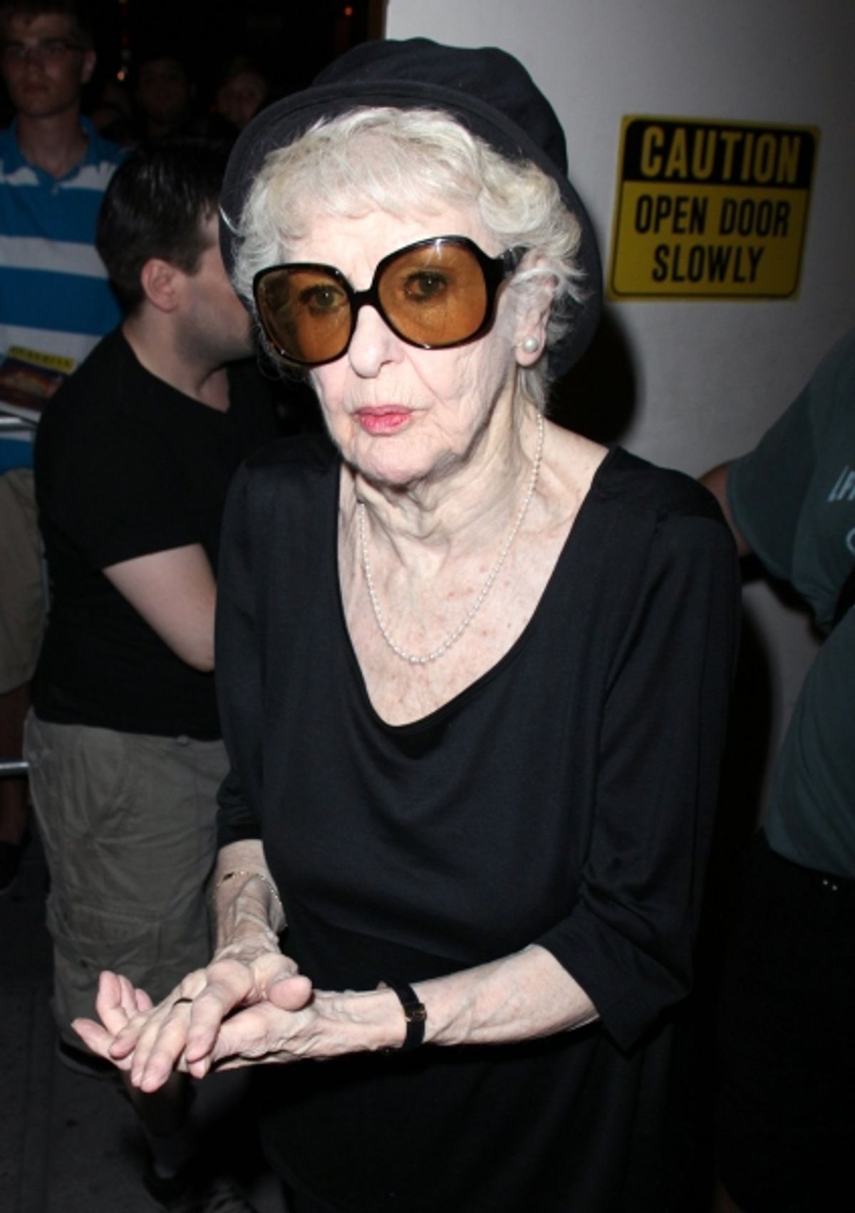 Elaine Stritch at Peters & Stritch Greet Fans at NIGHT MUSIC Stage Door