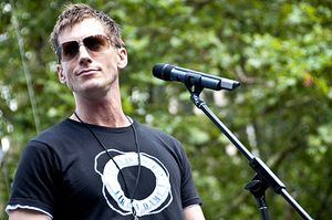 Andrew Samonsky (South Pacific)
@ BroadwayWorld Andrew Samonsky (South Pacific)
Photo