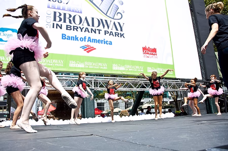 Photo Coverage: MEMPHIS, ELLIOT, PACIFIC and More Play Broadway in Bryant Park, July 15 Image