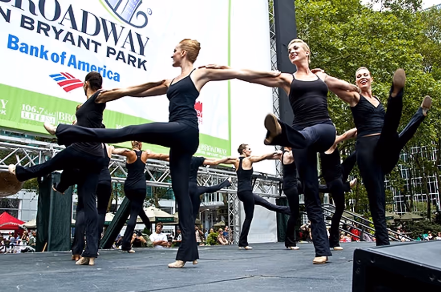 Photo Coverage: MEMPHIS, ELLIOT, PACIFIC and More Play Broadway in Bryant Park, July 15 Image