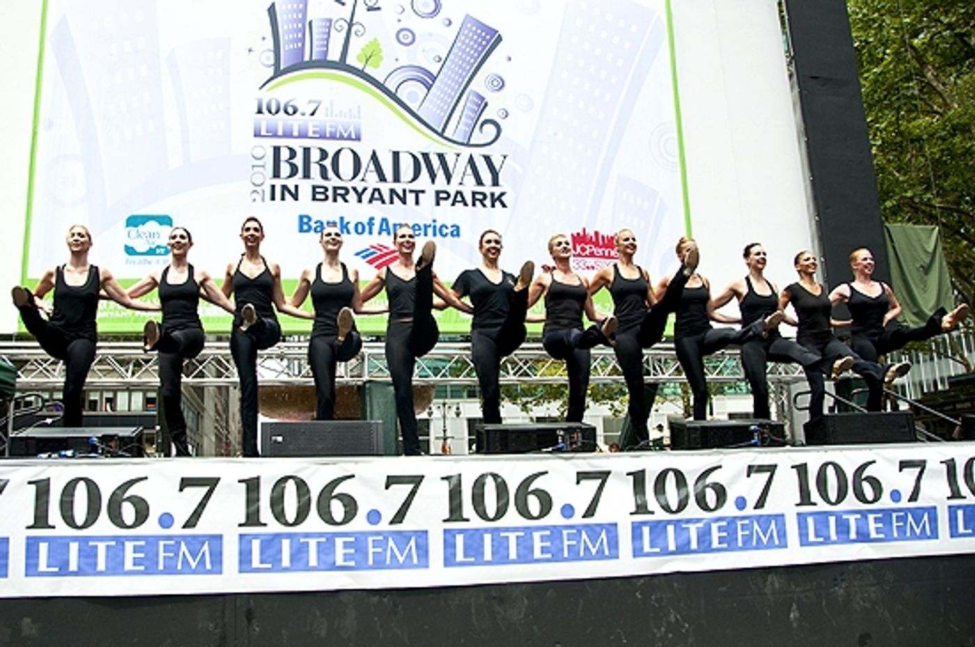 Photo Coverage: MEMPHIS, ELLIOT, PACIFIC and More Play Broadway in Bryant Park, July 15 Photo Coverage: MEMPHIS, ELLIOT, PACIFIC and More Play Broadway in Bryant Park, July 15 Image