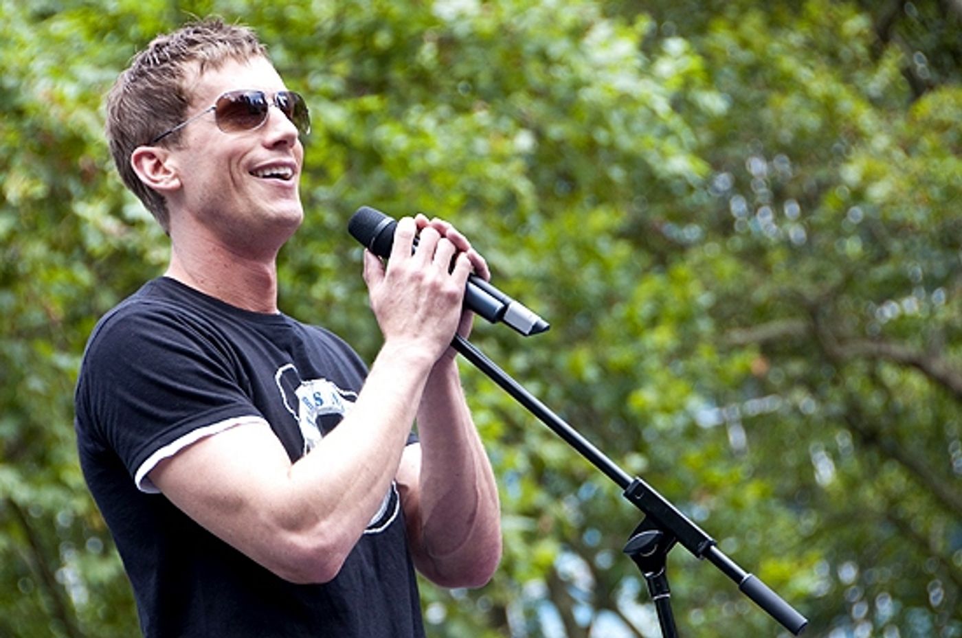 Photo Coverage: MEMPHIS, ELLIOT, PACIFIC and More Play Broadway in Bryant Park, July 15 Photo Coverage: MEMPHIS, ELLIOT, PACIFIC and More Play Broadway in Bryant Park, July 15 Image