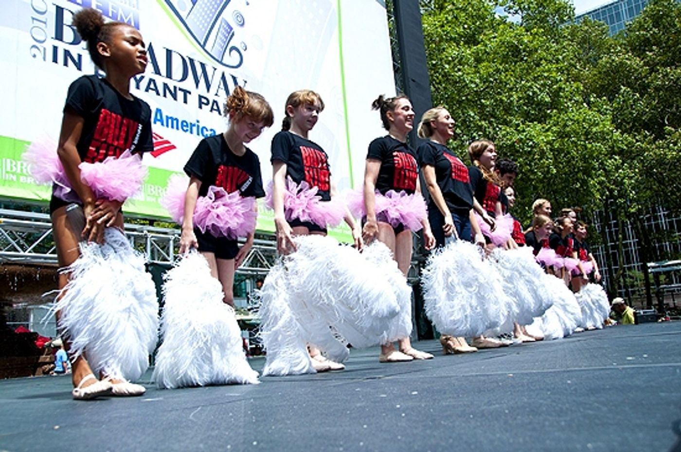 Photo Coverage: MEMPHIS, ELLIOT, PACIFIC and More Play Broadway in Bryant Park, July 15 Photo Coverage: MEMPHIS, ELLIOT, PACIFIC and More Play Broadway in Bryant Park, July 15 Image