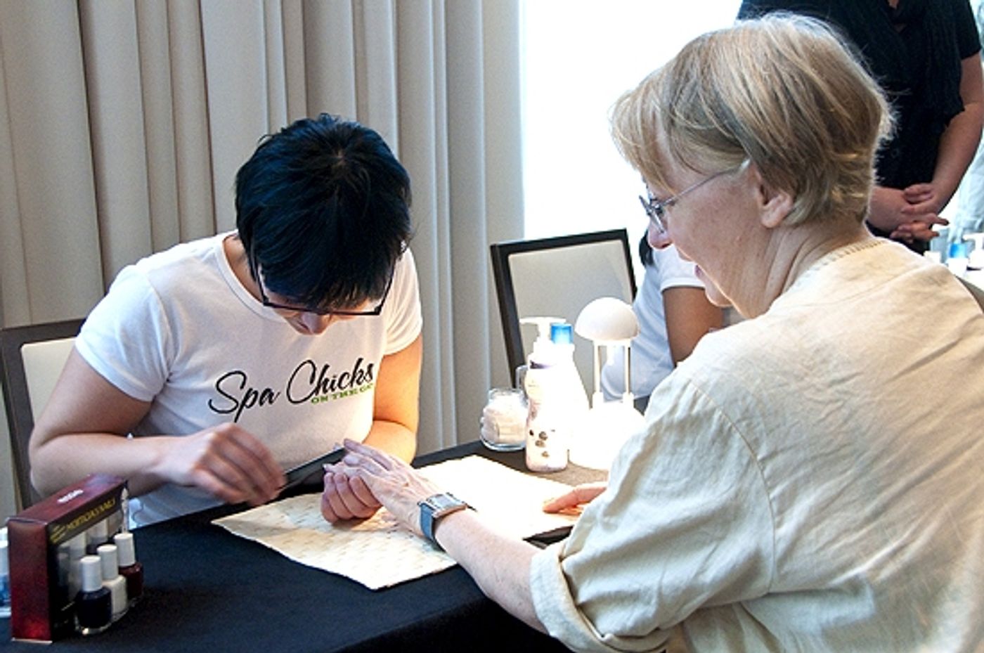 Photo Coverage: Neuwirth Launches 'Morticia's Nails' to Benefit The Actor's Fund  Image