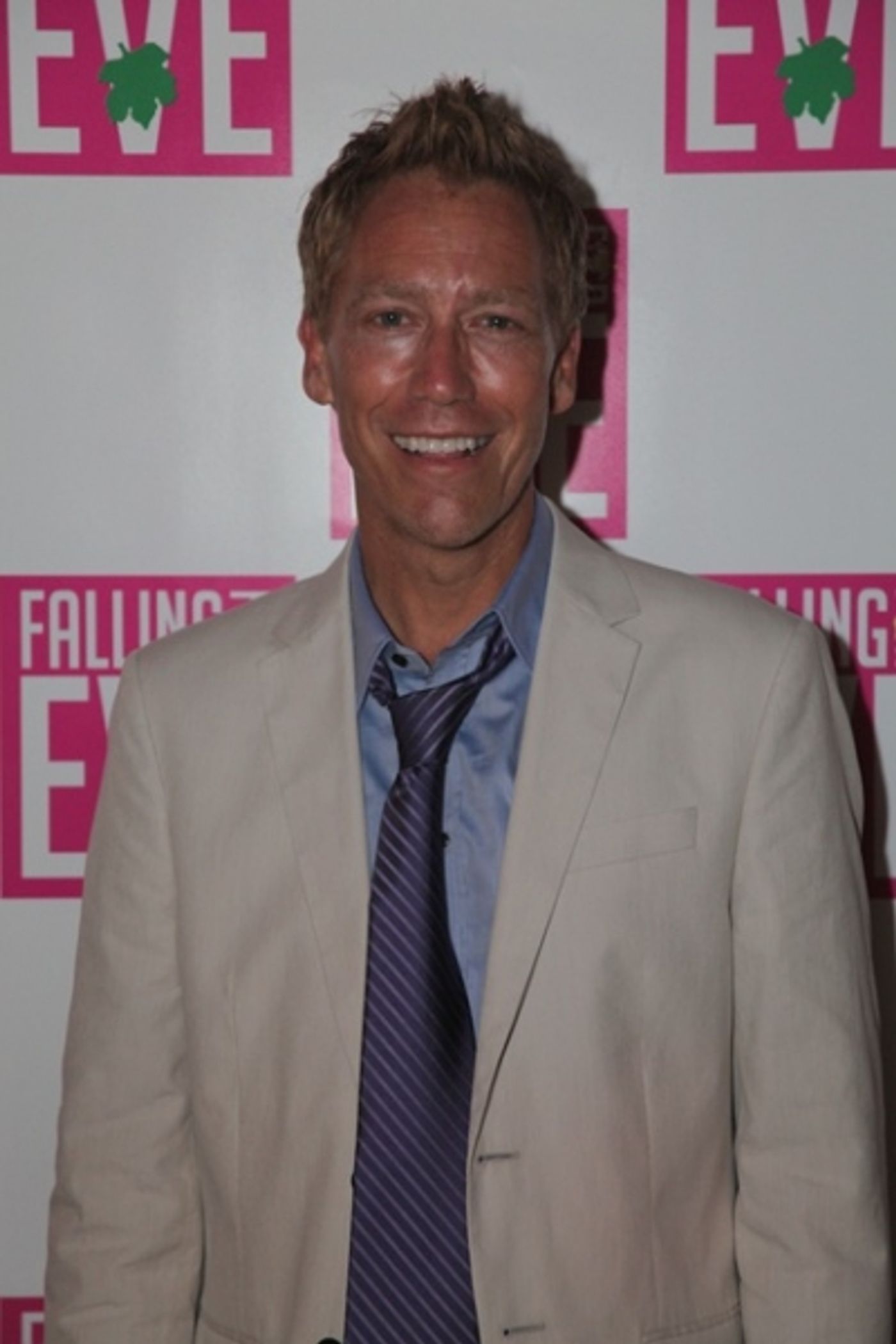 Photo Coverage: FALLING FOR EVE Opens Off-Broadway  Image