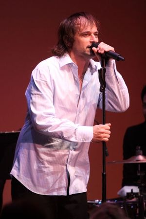Jason Paige performs at Upright Cabaret/La Mirada Theatre @ BroadwayWorld Jason Paige performs at Upright Cabaret/La Mirada Theatre Photo
