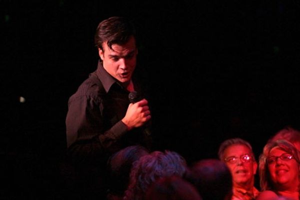 Doug Carpenter performs at Upright Cabaret/La Mirada Theatre Photo