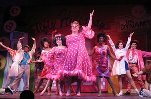 Christopher Sieber and the cast of HAIRSPRAY @ BroadwayWorld Christopher Sieber and the cast of HAIRSPRAY Photo