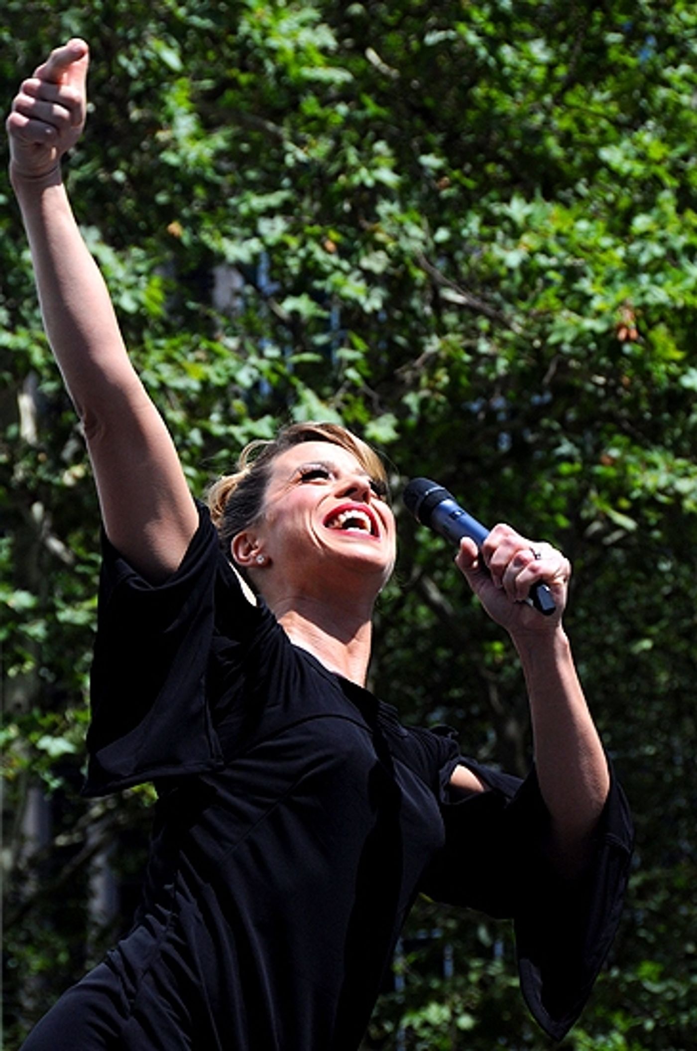 Photo Coverage: Broadway in Bryant Park, July 22  Image