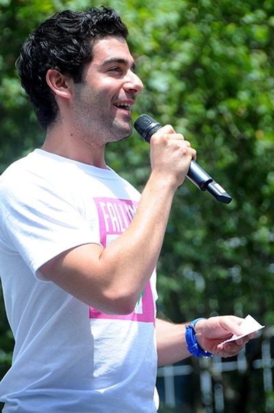 Adam Kantor (Falling For Eve) Photo