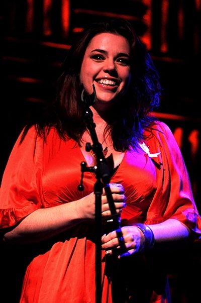 Alysha Umphress Photo