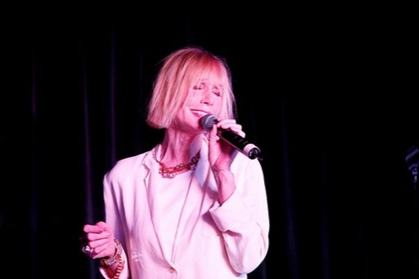 Sally Kellerman Photo