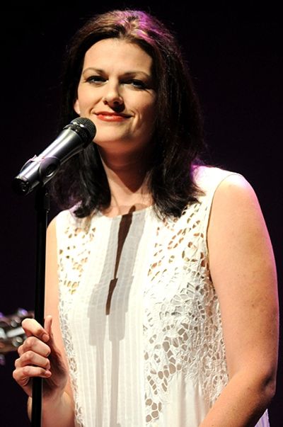  Kate Shindle Photo
