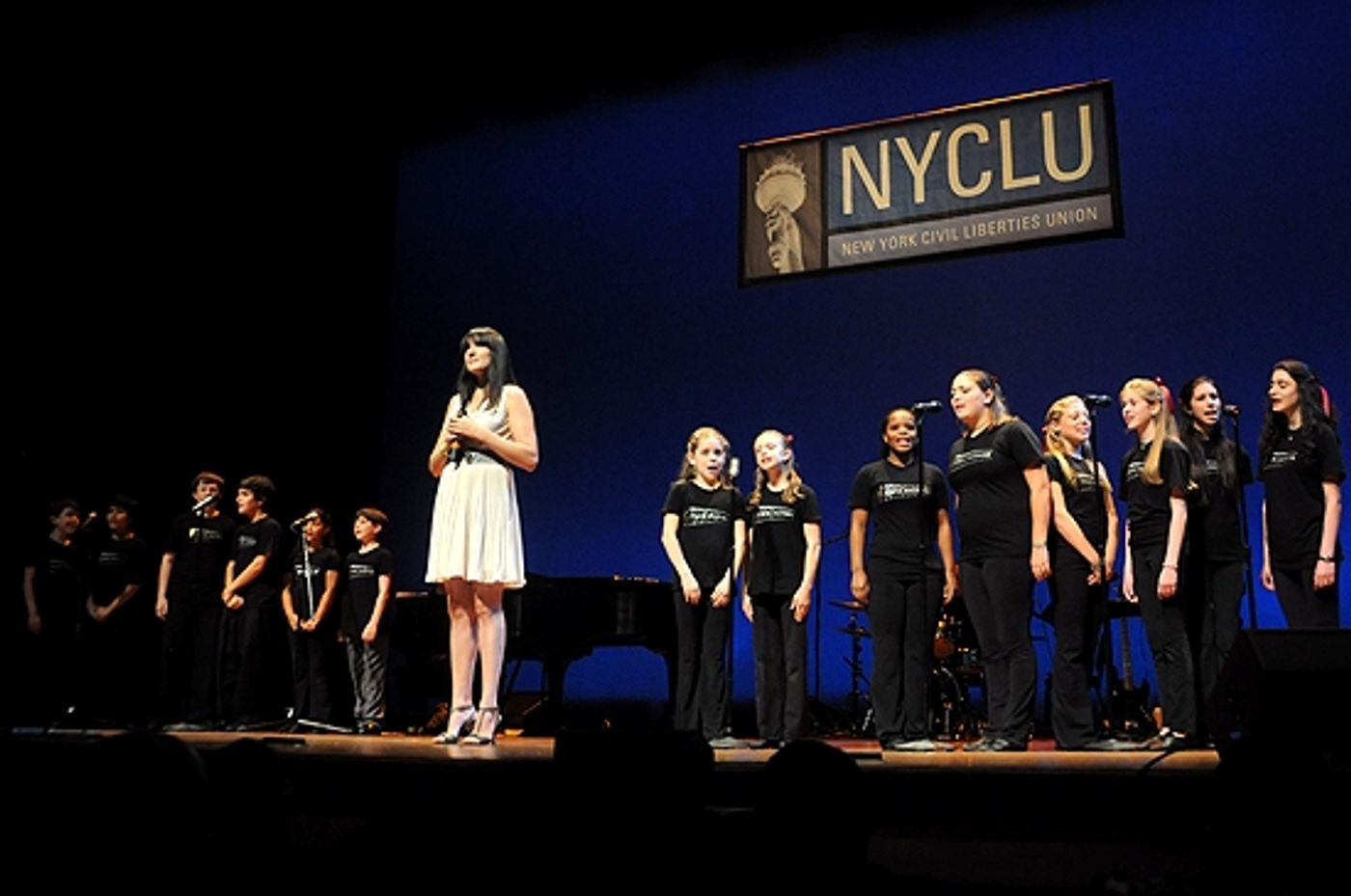 Photo Coverage: Baldwin, Luker, Rapp et al. in 'Broadway Stands Up for Freedom' Concert  Image