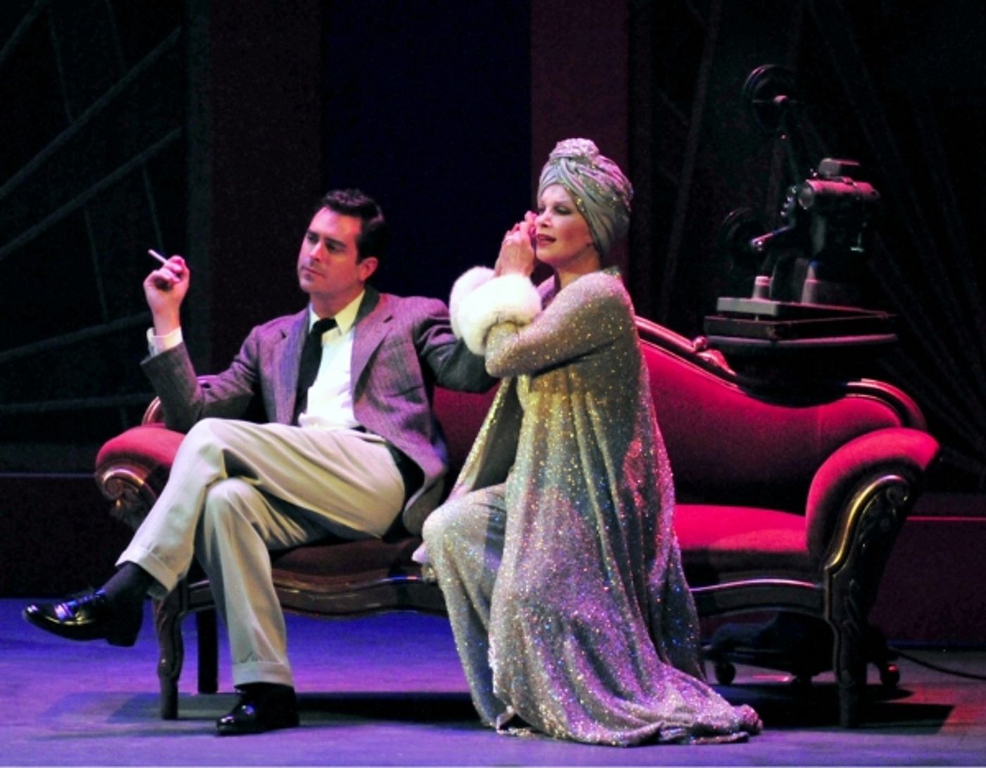 Photo Flash: Stefanie Powers Stars in First Regional Production of SUNSET BLVD  Image