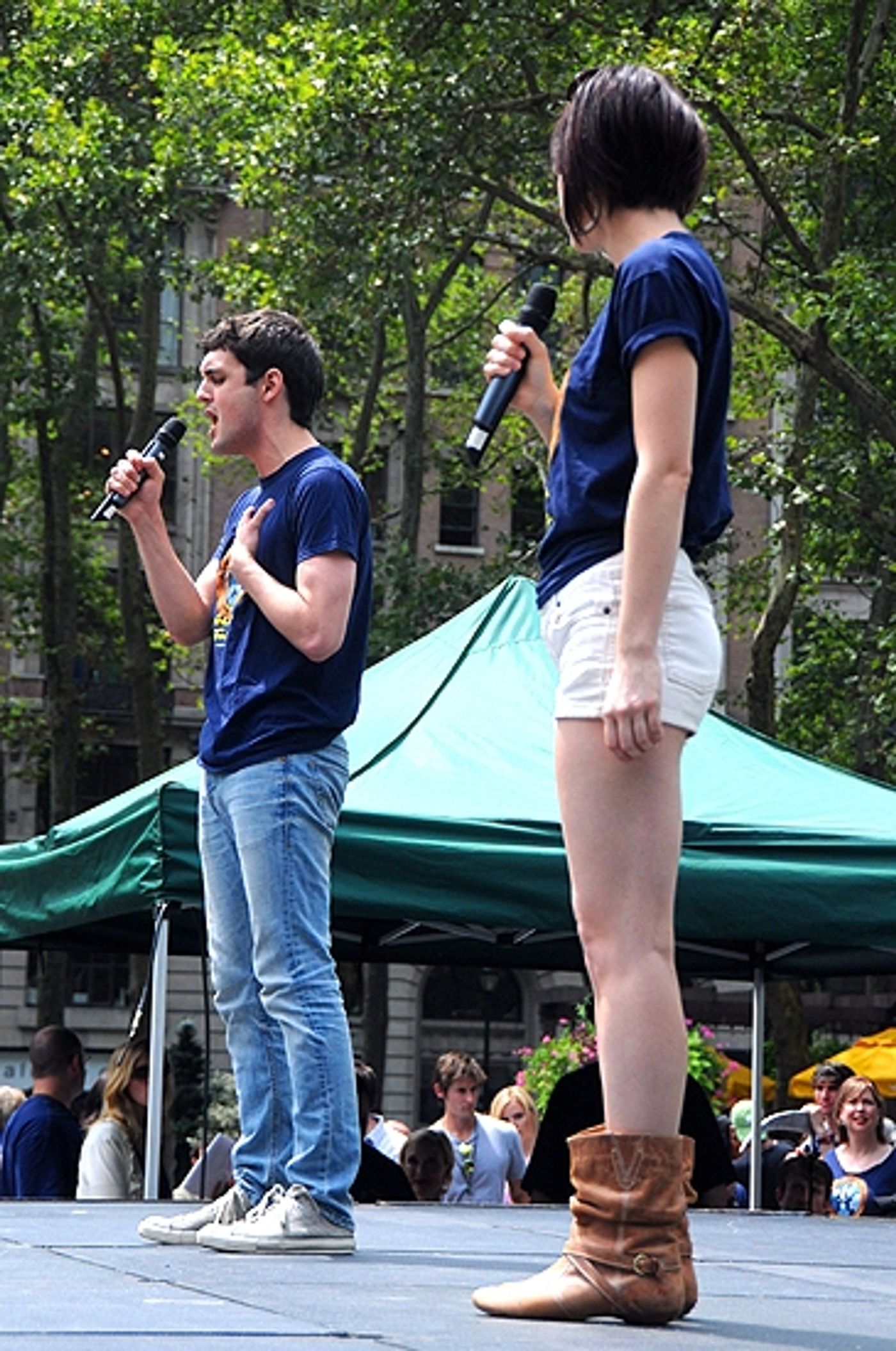 Photo Coverage: WICKED, NORMAL, ADDAMS & LION KING Play Broadway In Bryant Park  Image